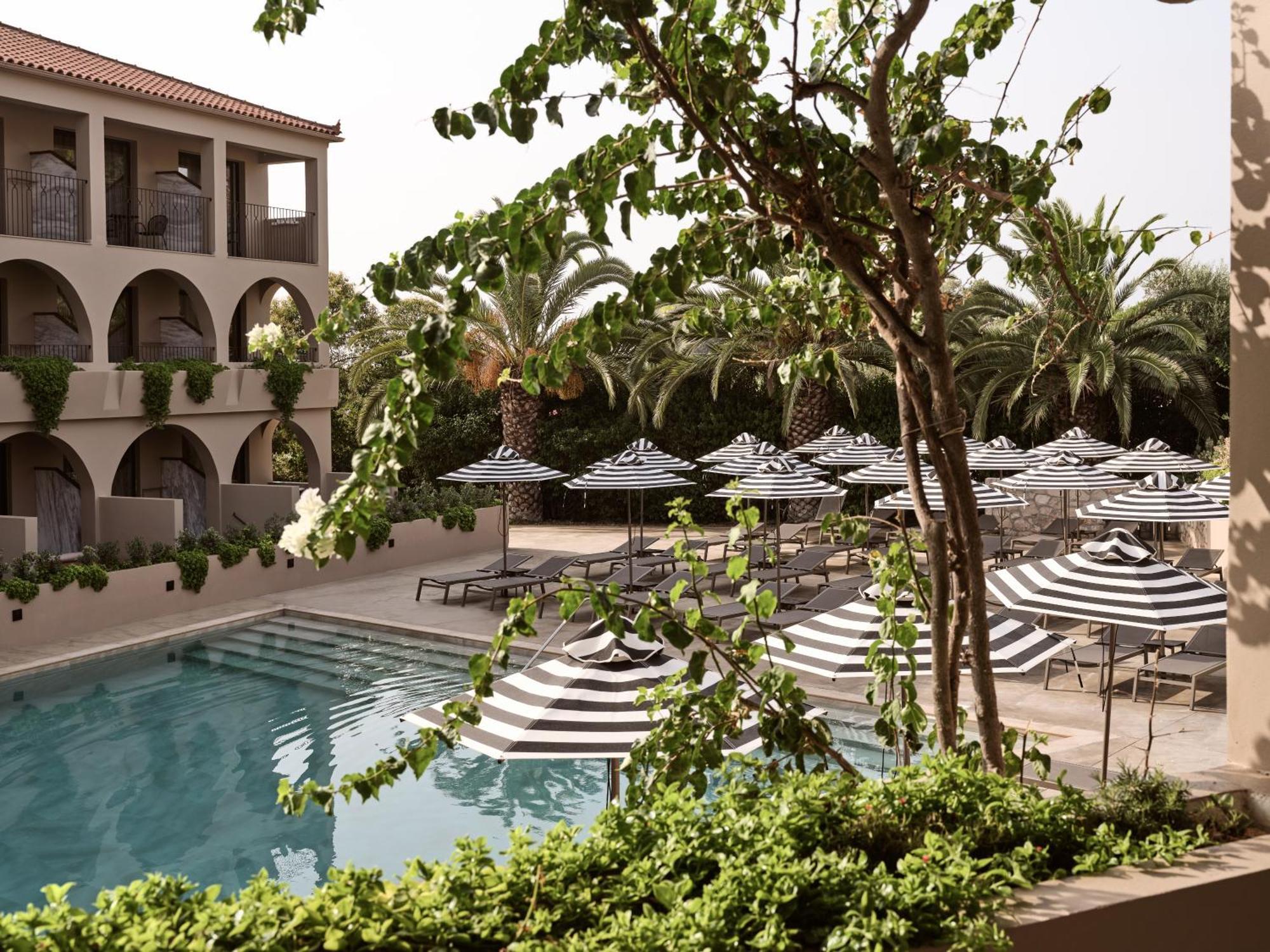 Hotel Pallas Лаганас Екстериор снимка
