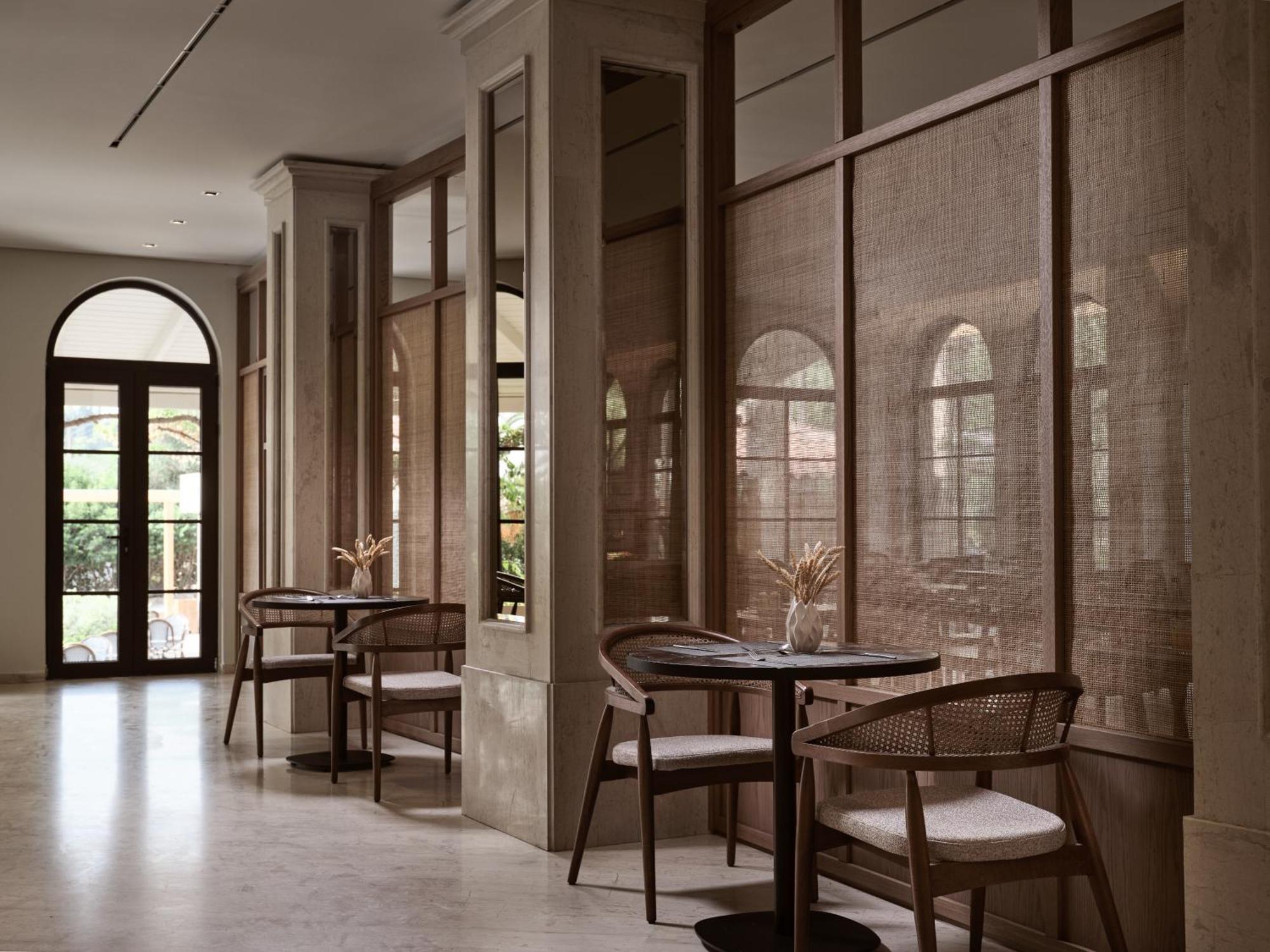 Hotel Pallas Лаганас Екстериор снимка